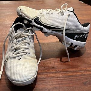 Men Nike vapor football cleats 🏈